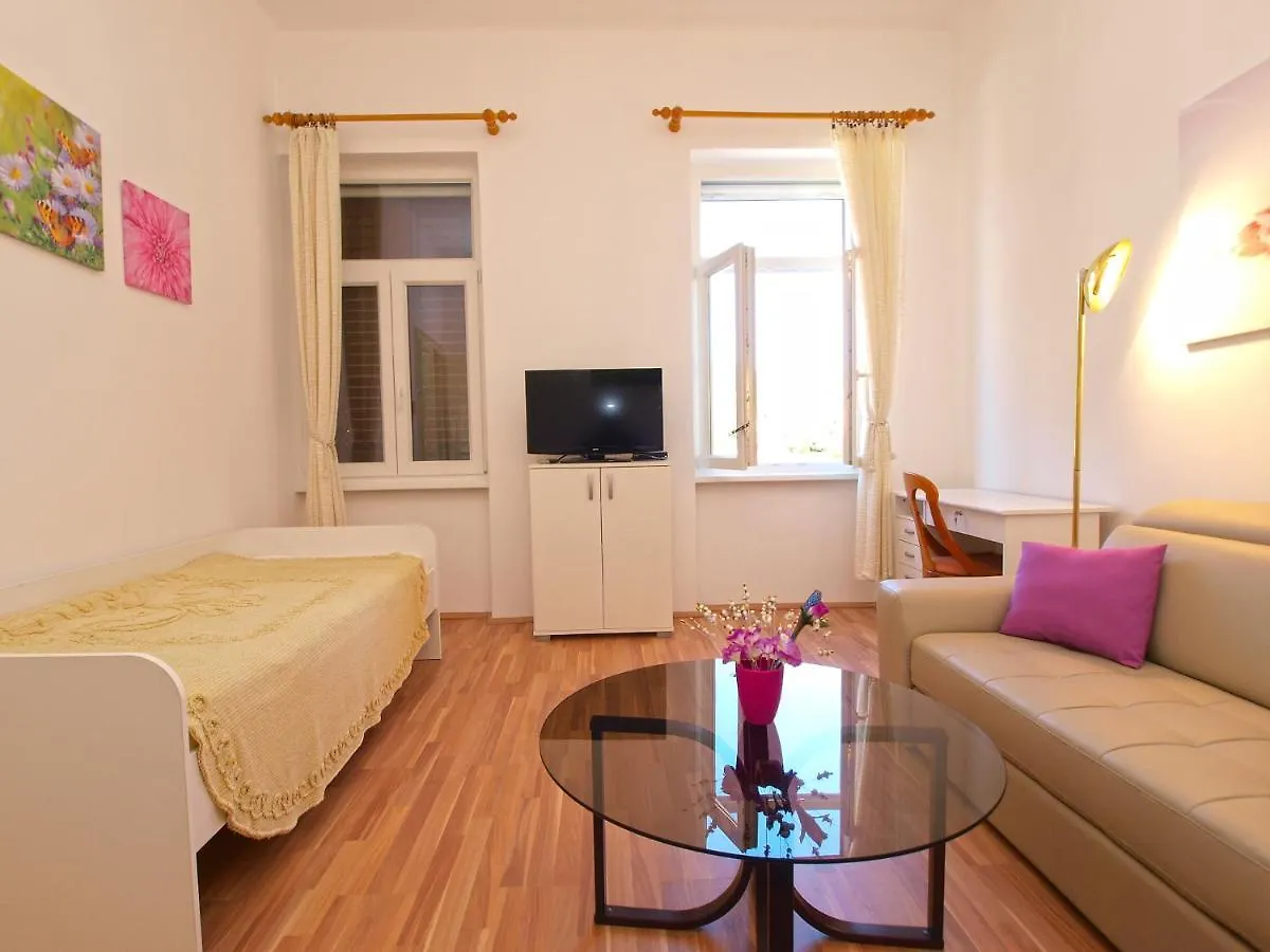 Apartment By The Sea Rabac 1093 Croatia